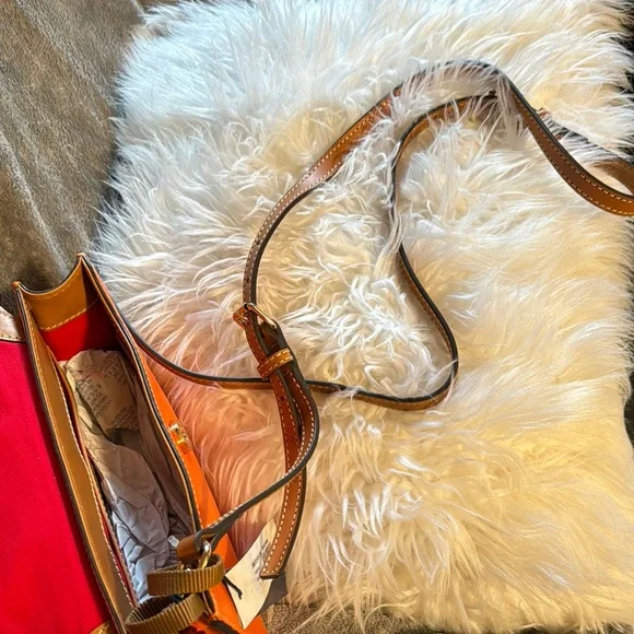 Dooney & Bourke Orange Crossbody - Picture 4 of 7